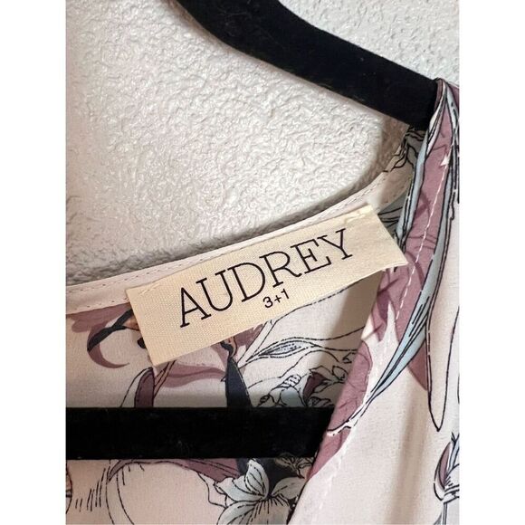 AUDREY 3+1 dolman sleeve peek a boo floral romper sz large - Picture 3 of 7